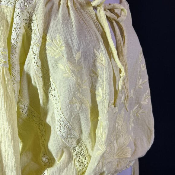 Free People Size XS Maria Embroidered Top Pale Yellow Cropped Blouse Lace - Picture 5 of 13